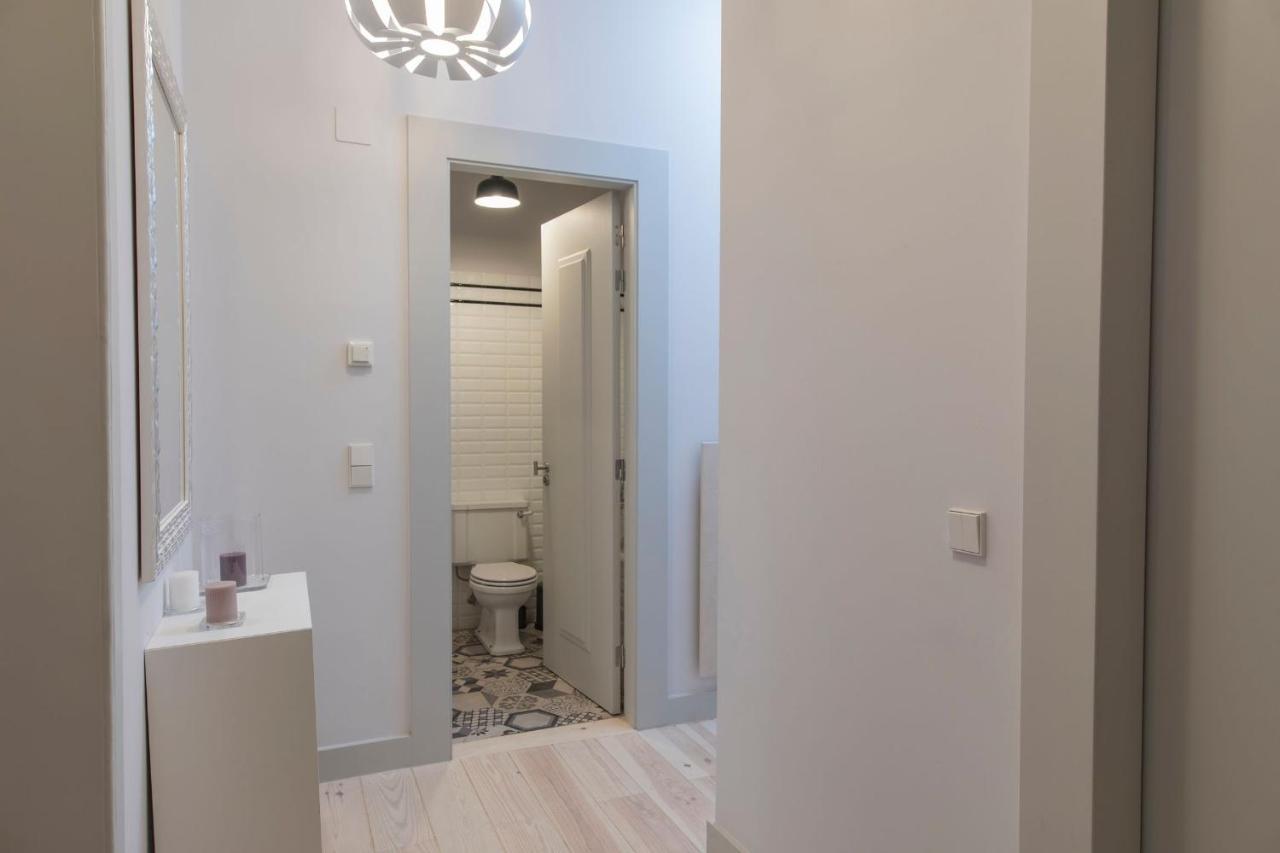 Lovelystay - 3 Bedroom Downtown Wonderwall Lisabona Exterior foto